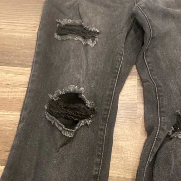 Black Jeans - Picture 4 of 6